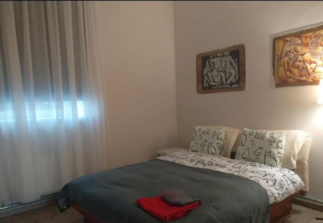 Deluxe Double Room with Shower