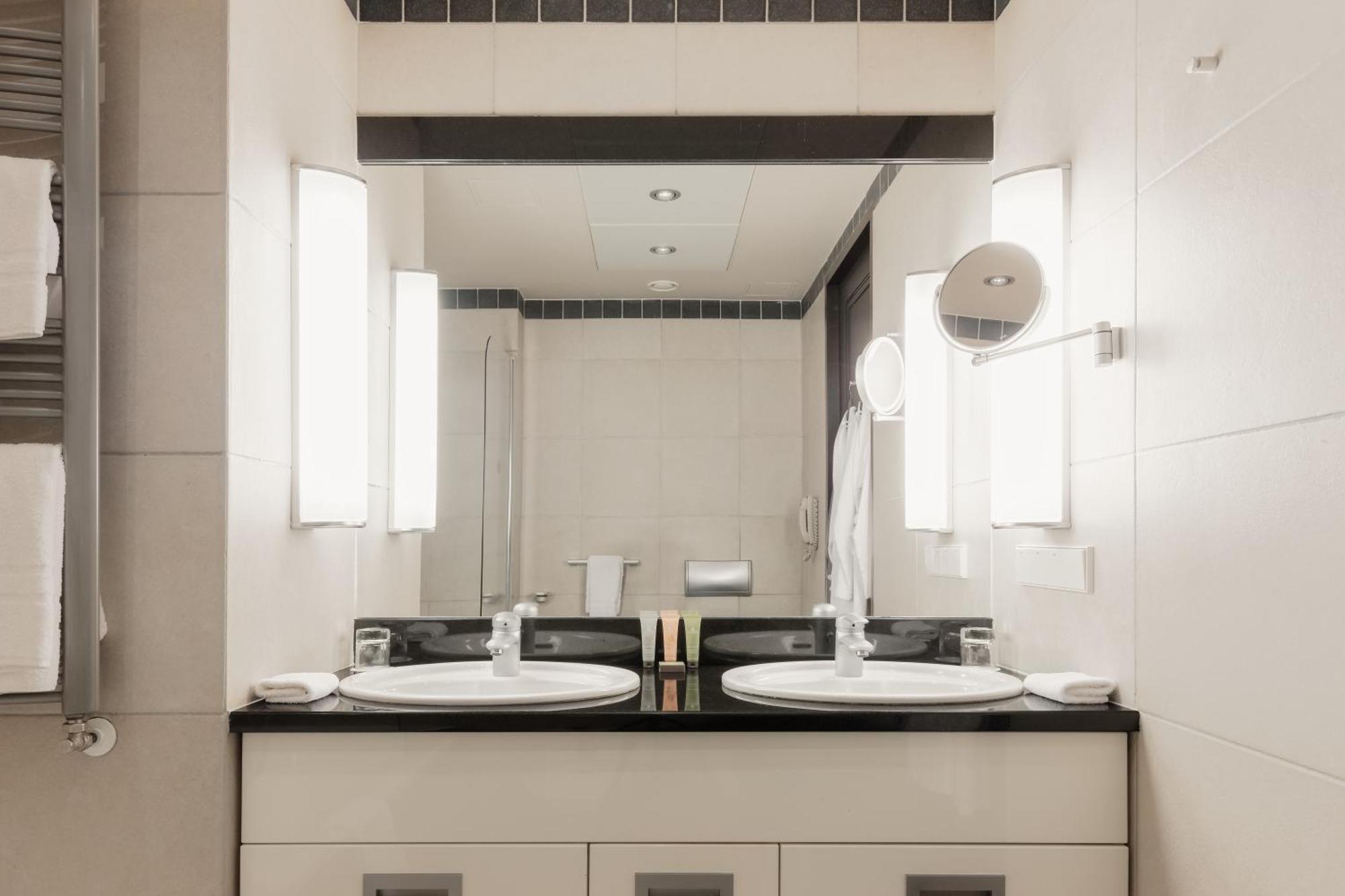 Penthouse Suite with Kitchenette