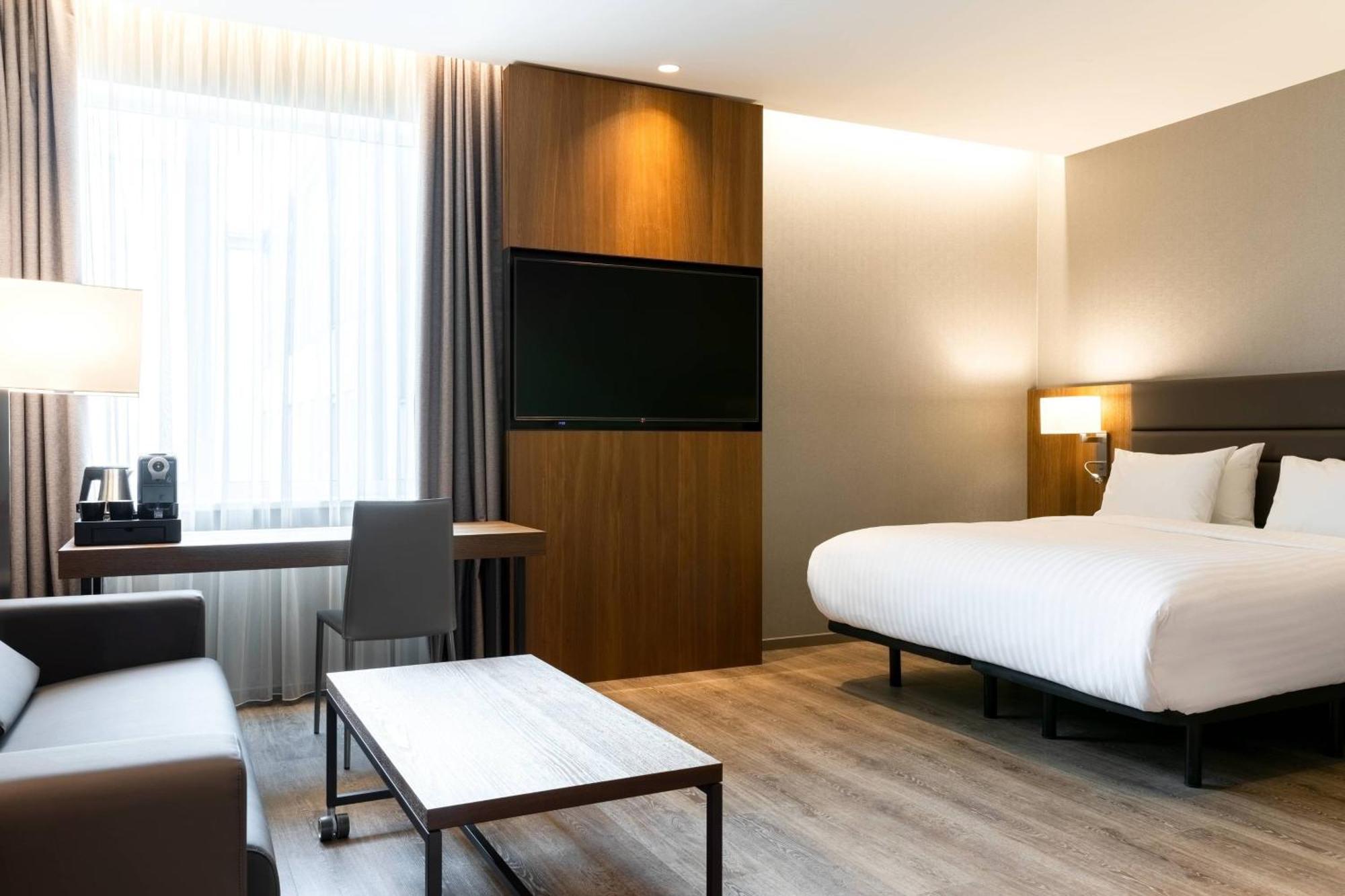 Executive Guest room 1 King Sofa bed,1631542988:JPEG