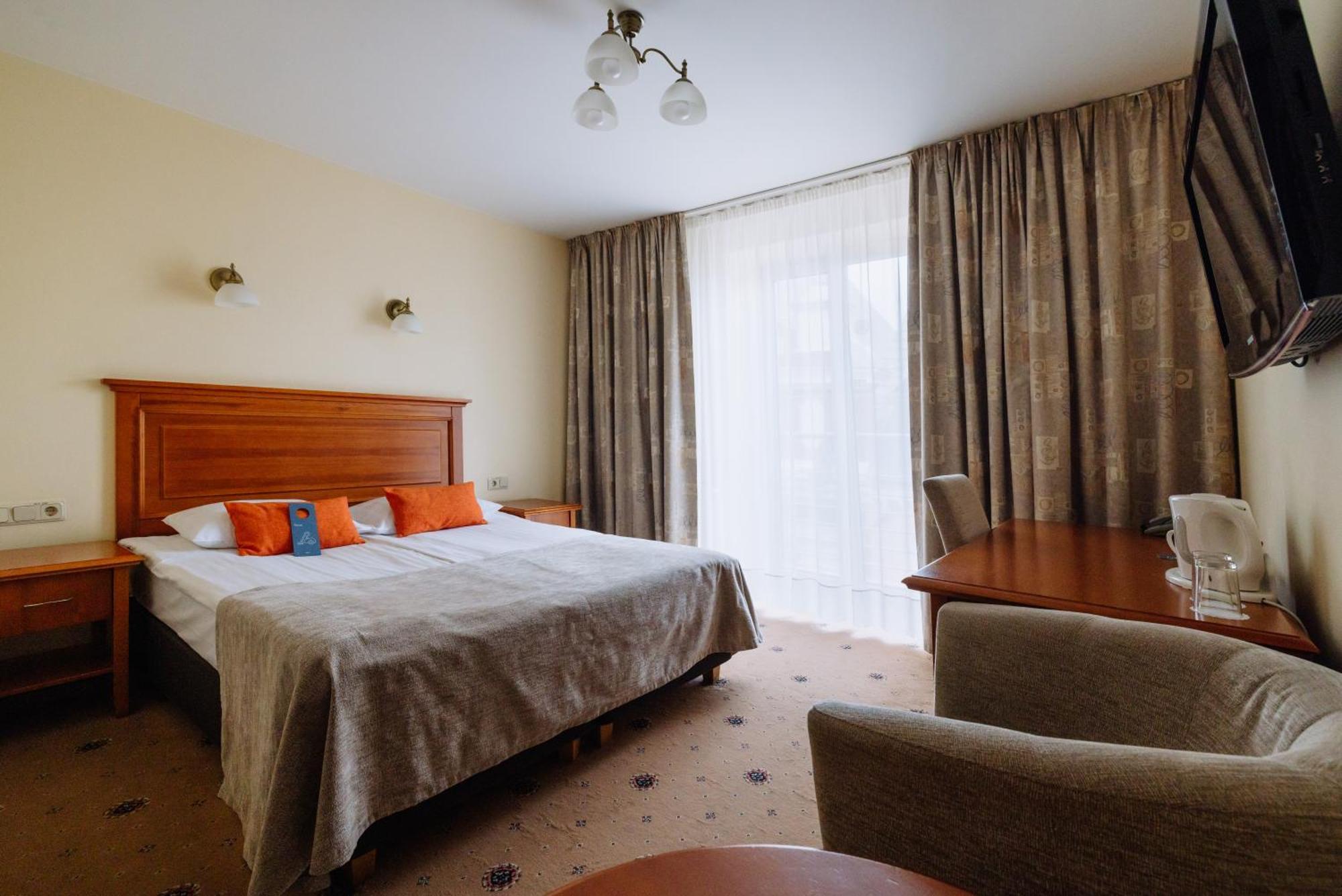 Standard Double Room,1756394865:JPEG