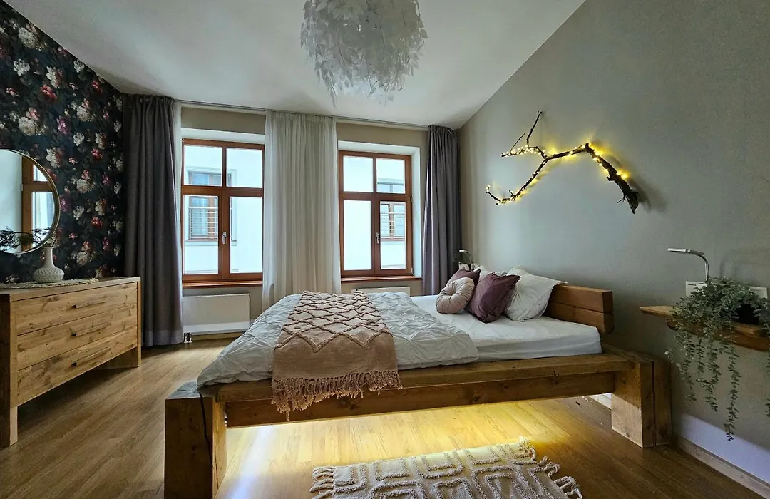 Silversmith'S Residence In Old Riga-1