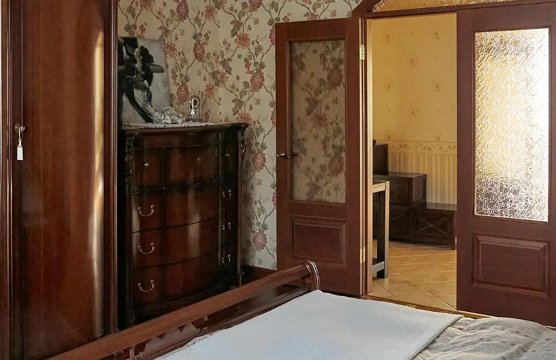 Classy Apartment In Good Neighbourhood-1