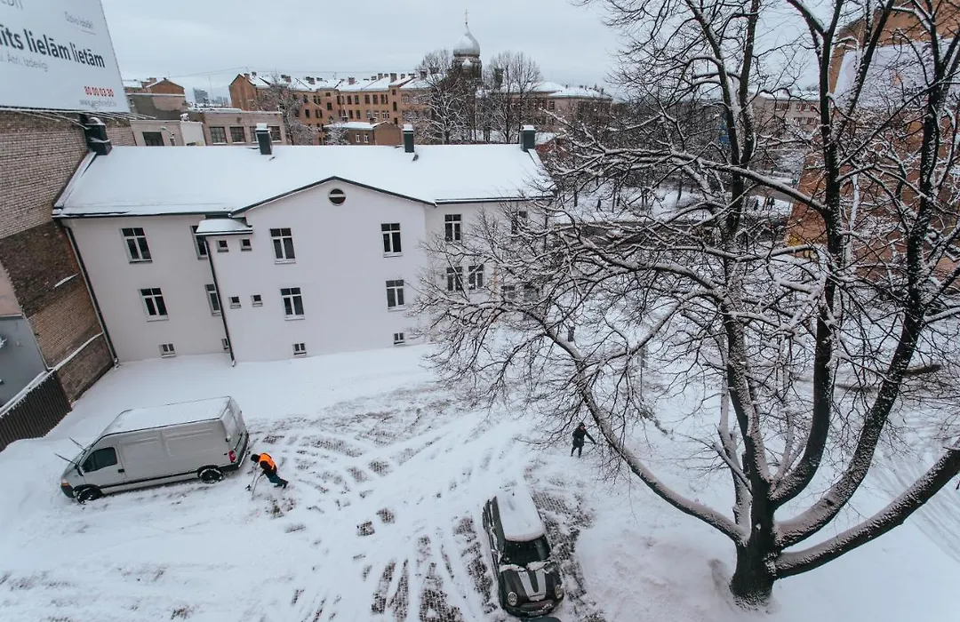 Stylish Latvian-Style Studio Apartment Near City Center, Parks, Cafés&Public Transit-1
