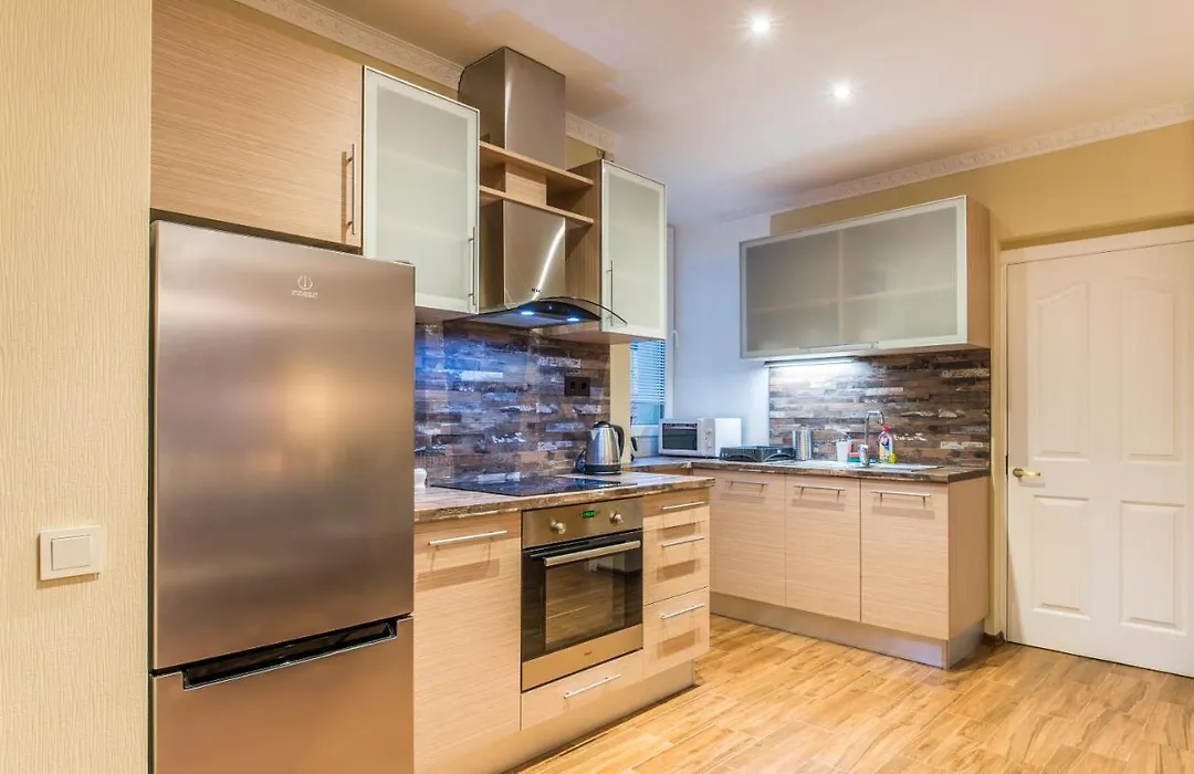 Charming Spacious 3 Bedroom In Old Town-1