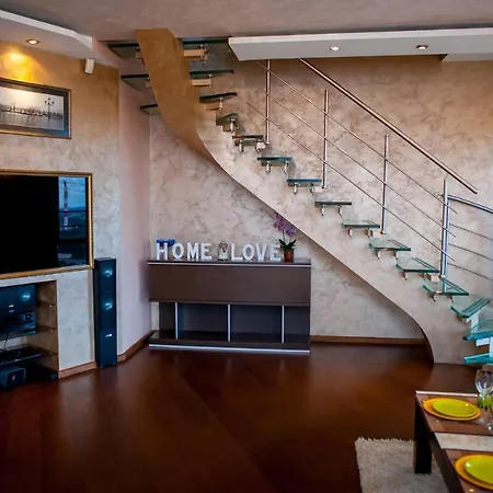 Amazing Penthouse And Spa-3