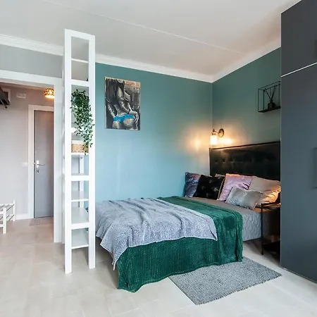 Cozy & Discreet Apartment In Riga-3