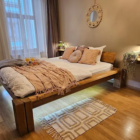 Silversmith'S Residence In Old Riga-2