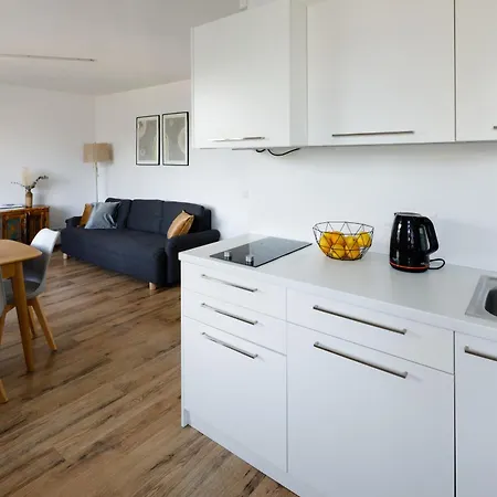 Brivibas Yard Apartment With Parking In City Center-3