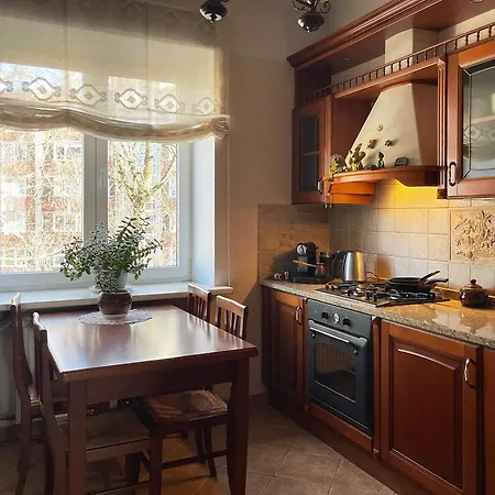 Classy Apartment In Good Neighbourhood-3