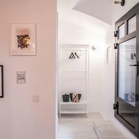 Charming Riga Old Town Apartment-2