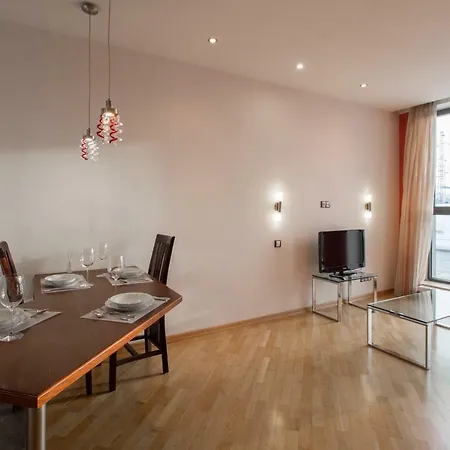 Riga City Center Apartment-3