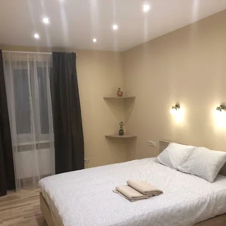 Riverside Embassy Apartment 2. Spacious/Free Parking-3