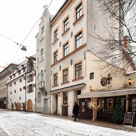 Old Riga Aldaru Street Apartment 2-3