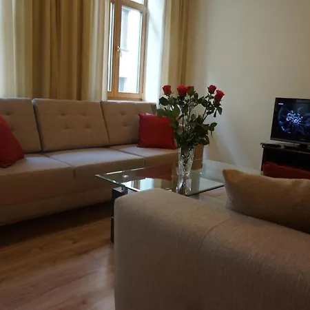 Old City Apartments-3