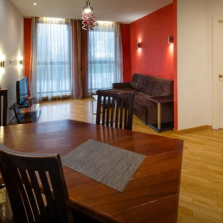 Riga City Center Apartment-2