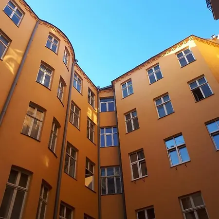 Cozy Flat. Art Nouveau Building, Near The City Center-2